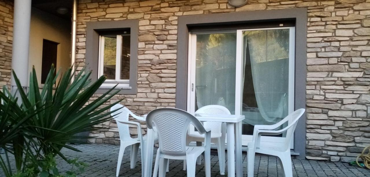 Alessandra Supervacanza House - Vakantiehuis Domaso
